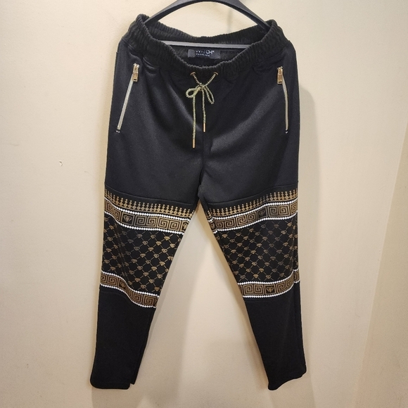Switch Remarkable men's Black and golden sweatpants size XL - Picture 2 of 12